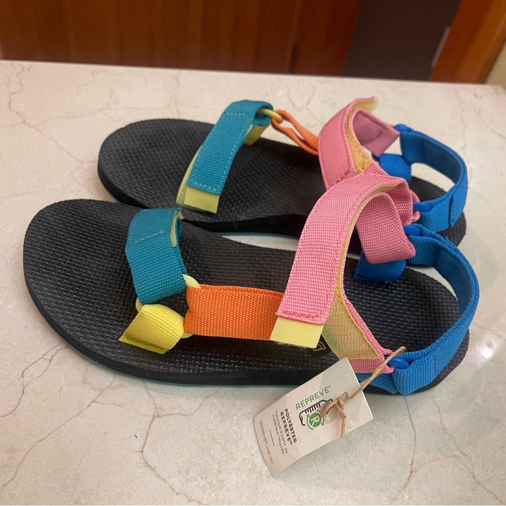 teva sandals - Picture 3 of 4